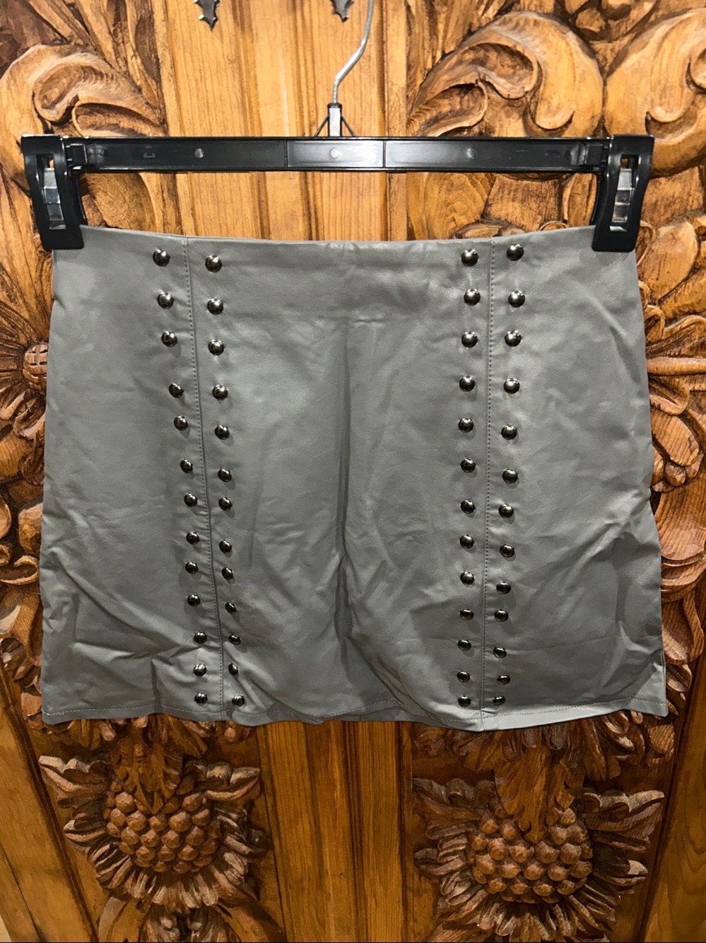 NWT Mint Vanilla faux leather gray mini skirt size 8
